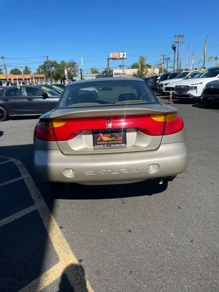 2001 Saturn - Image 3 of 12