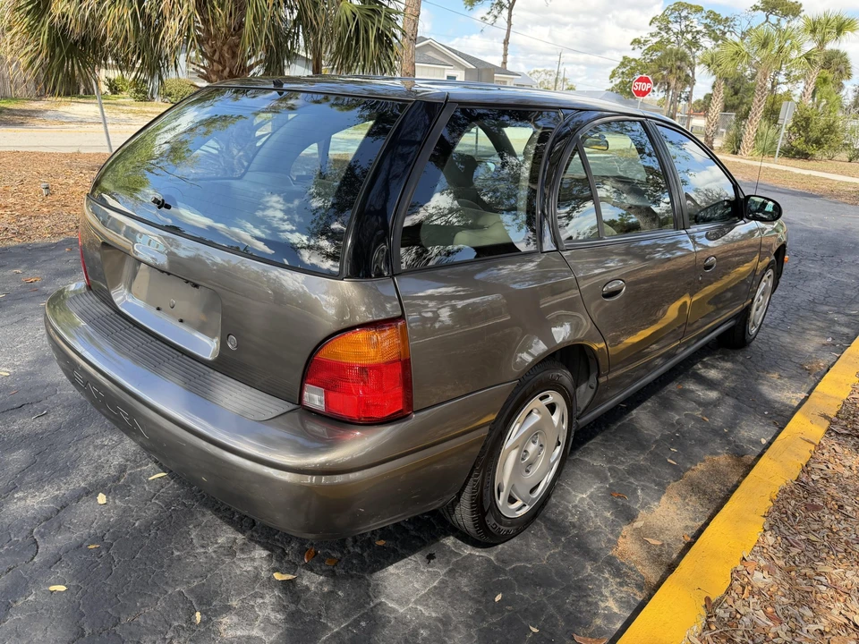 2001 Saturn - Image 6 of 31