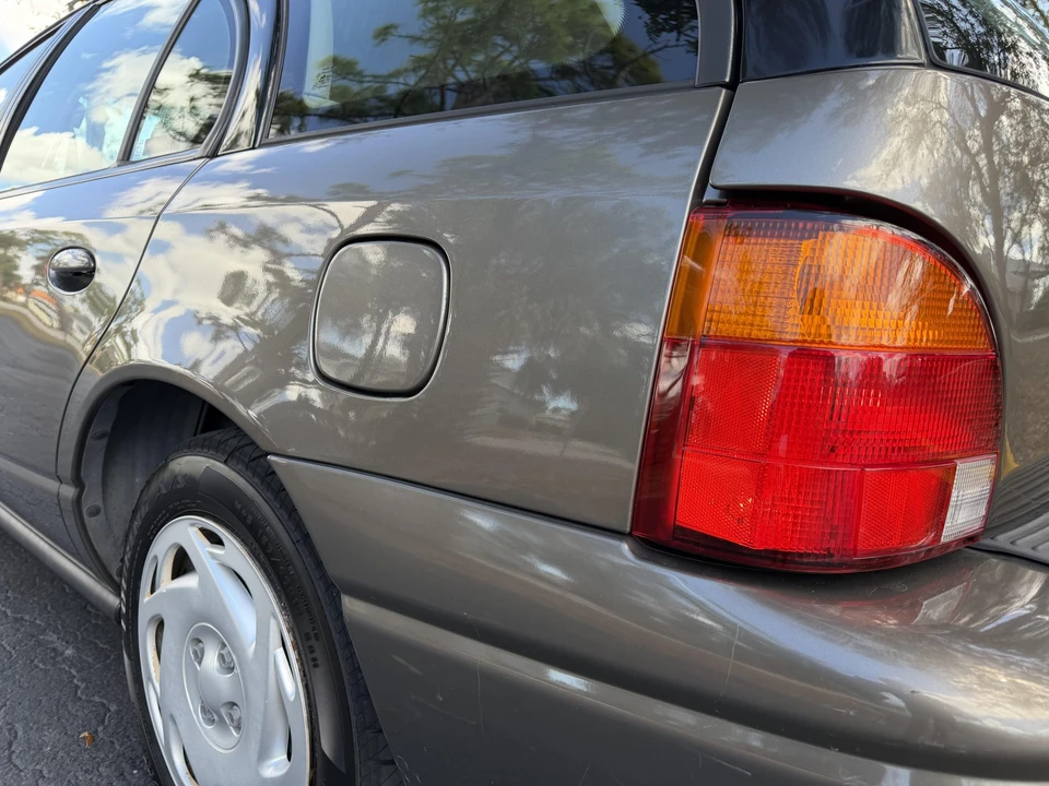 2001 Saturn - Image 16 of 31