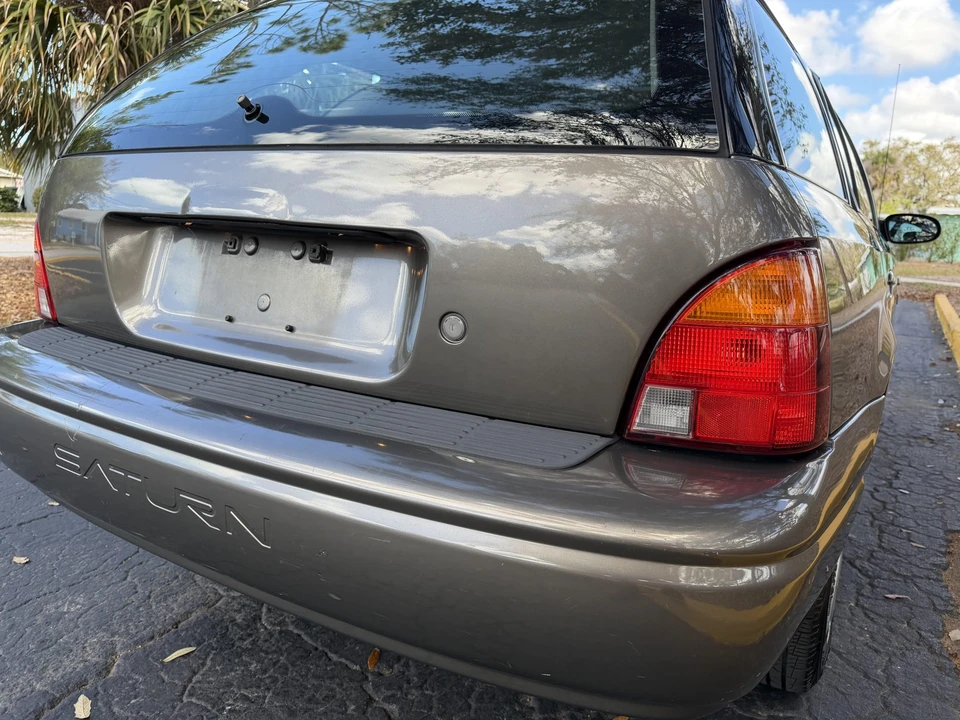 2001 Saturn - Image 22 of 31