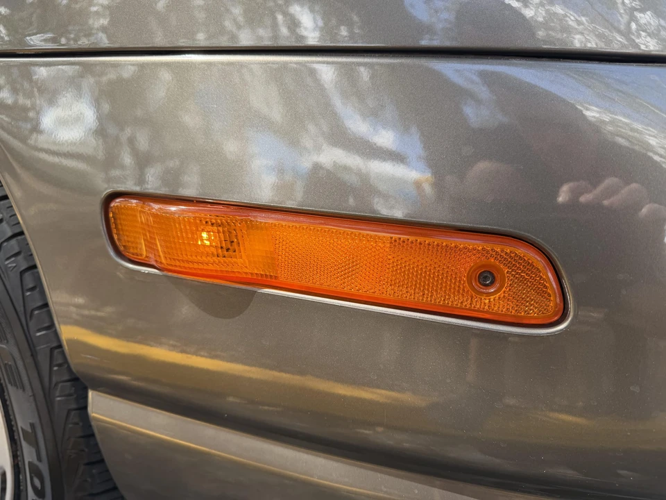 2001 Saturn - Image 28 of 31