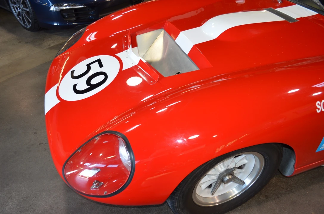2001 Shelby Daytona Replica - Image 11 of 31