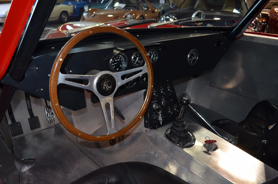 2001 Shelby Daytona Replica - Image 27 of 31