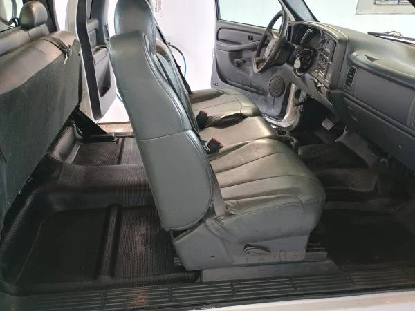 2001 Chevrolet Silverado 1st Gen - Image 9 of 12