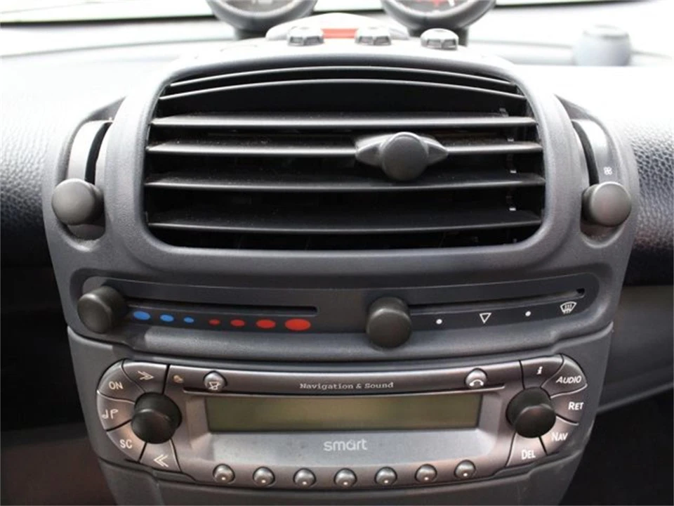 2001 Smart Fortwo 1st Gen - Image 12 of 31