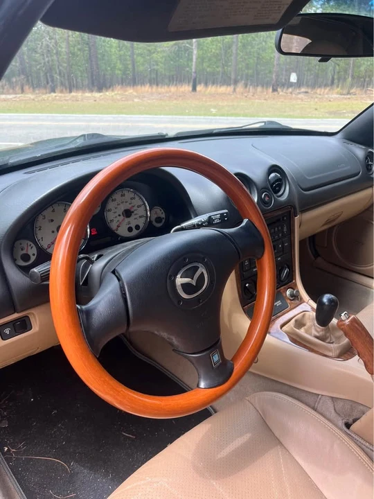 2001 Mazda NB MX-5 Miata - Image 2 of 7