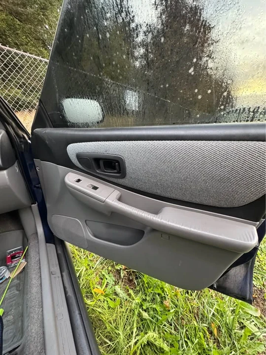 2001 Subaru Impreza 1st Gen - Image 8 of 9