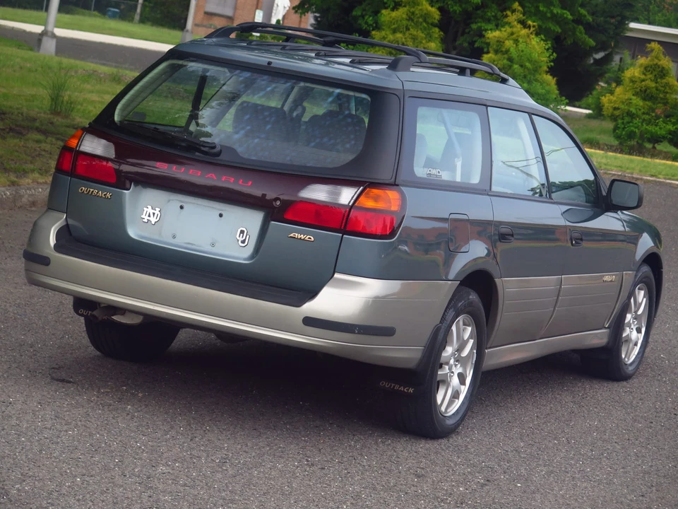 2001 Subaru Outback 2nd Gen - Image 17 of 31