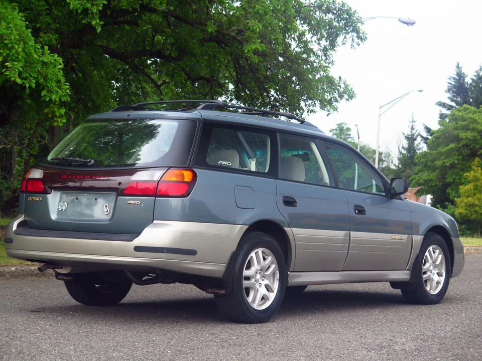 2001 Subaru Outback 2nd Gen - Image 14 of 31