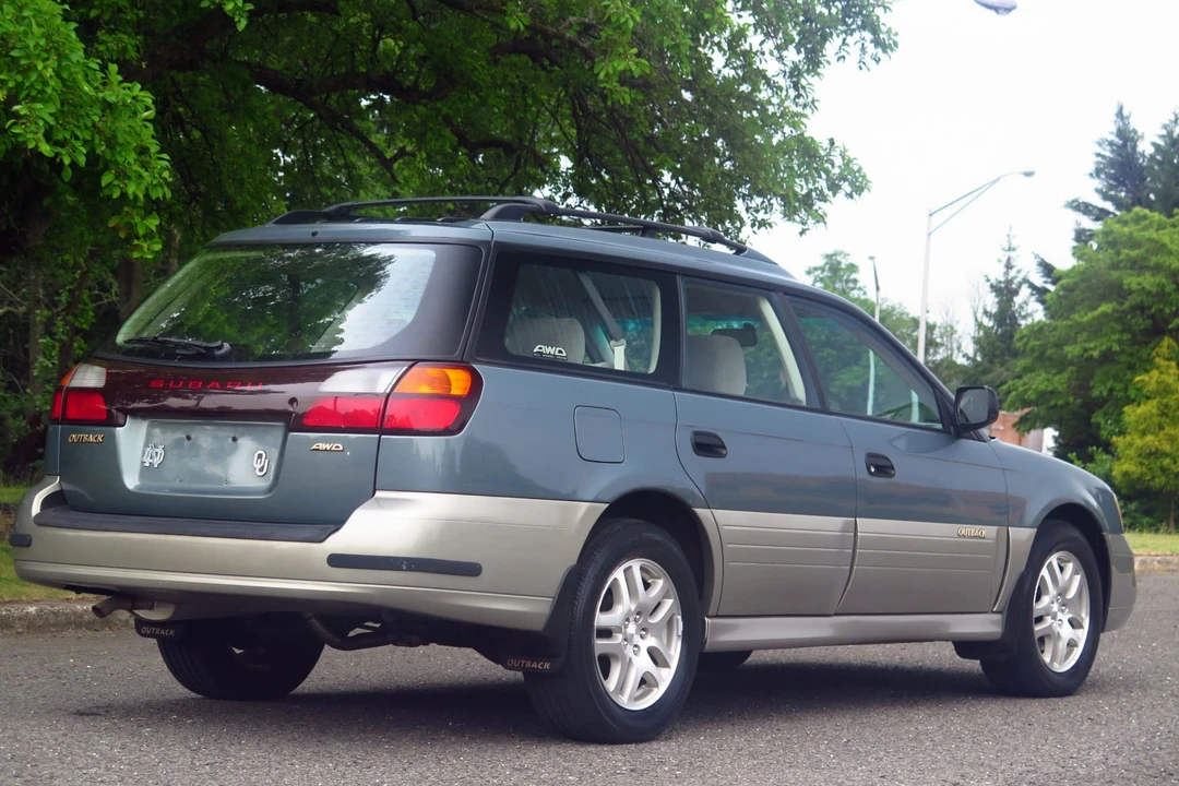 2001 Subaru Outback 2nd Gen - Image 15 of 31