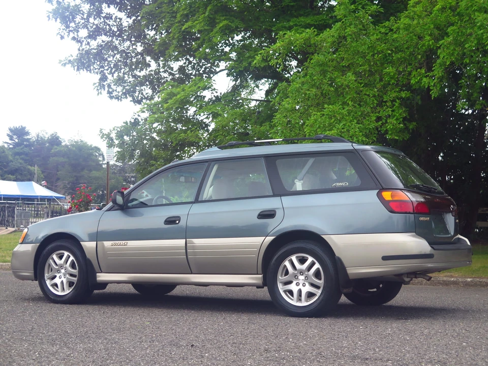 2001 Subaru Outback 2nd Gen - Image 21 of 31