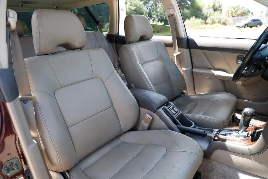 2001 Subaru Outback 2nd Gen - Image 16 of 21