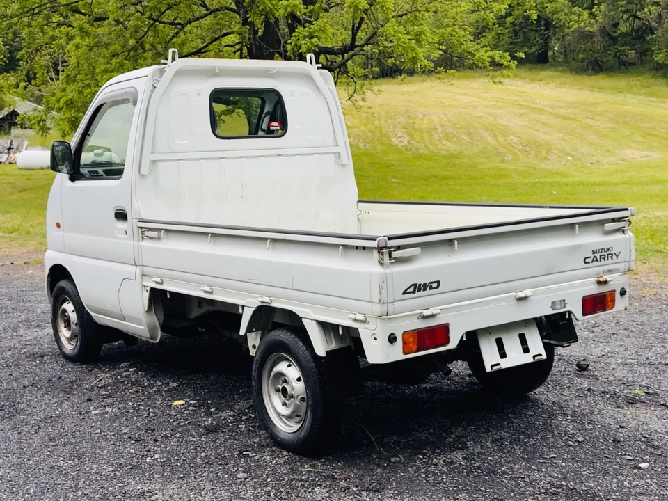 2001 Suzuki - Image 15 of 31