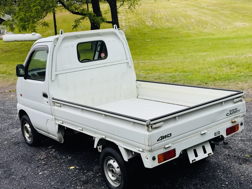 2001 Suzuki - Image 14 of 31