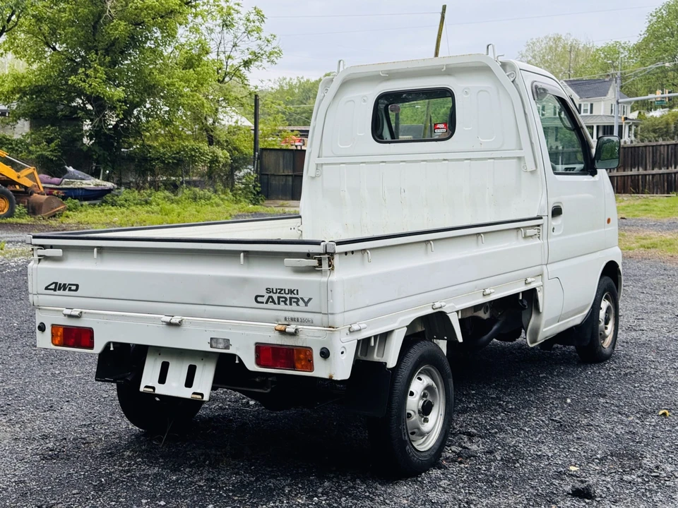 2001 Suzuki - Image 21 of 31