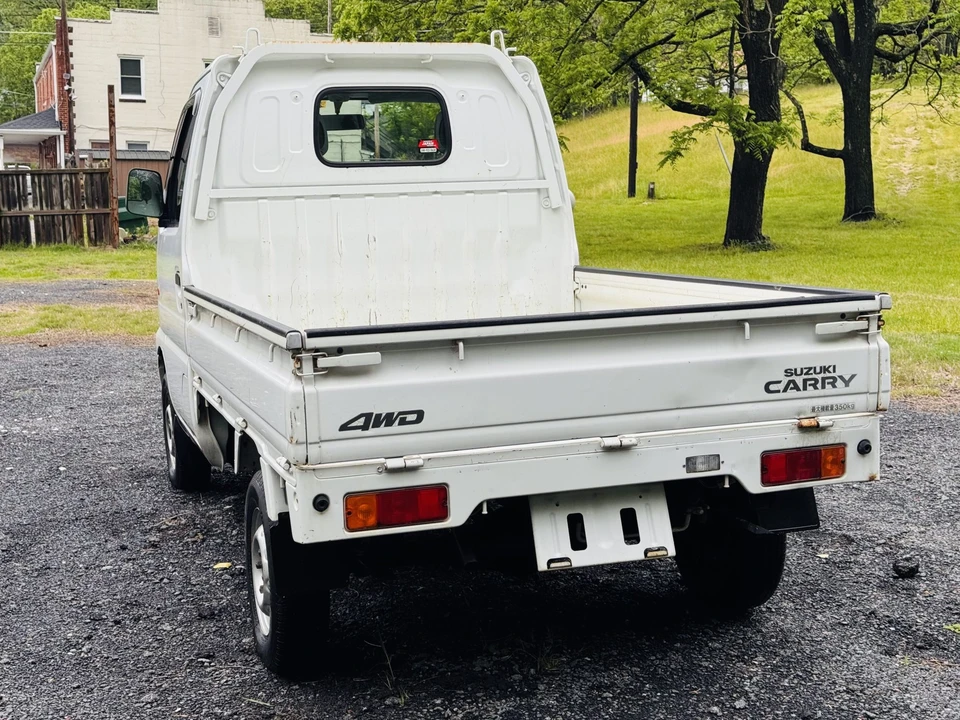 2001 Suzuki - Image 17 of 31