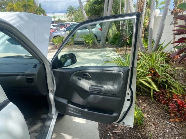 2001 Suzuki Vitara 2nd Gen - Image 12 of 21