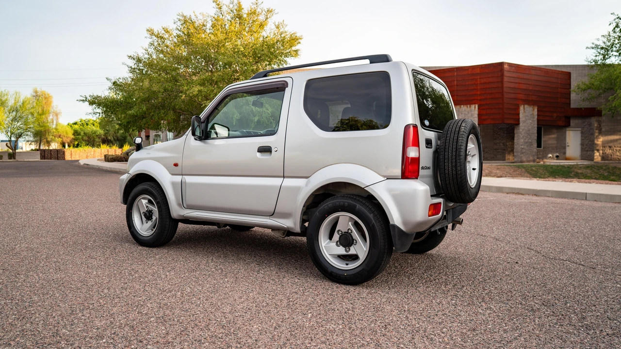 2001 Suzuki Jimny 3rd Gen - Image 7 of 31