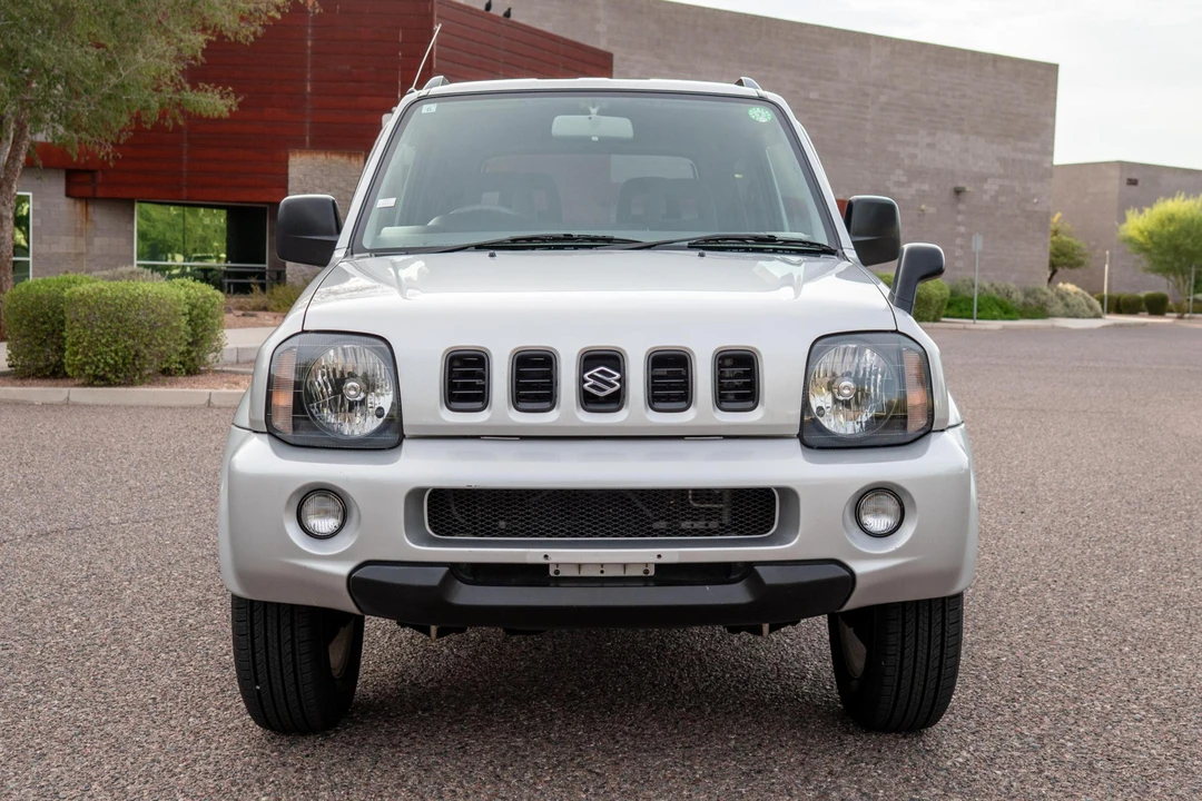 2001 Suzuki Jimny 3rd Gen - Image 2 of 31