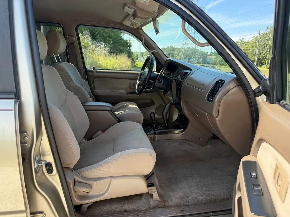 2001 Toyota 4Runner 3rd Gen - Image 11 of 16