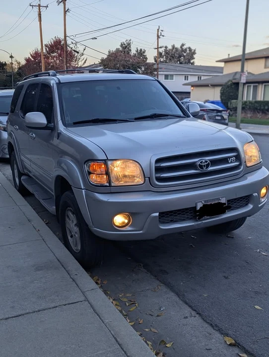 2001 Toyota Sequoia 1st Gen - Image 3 of 9