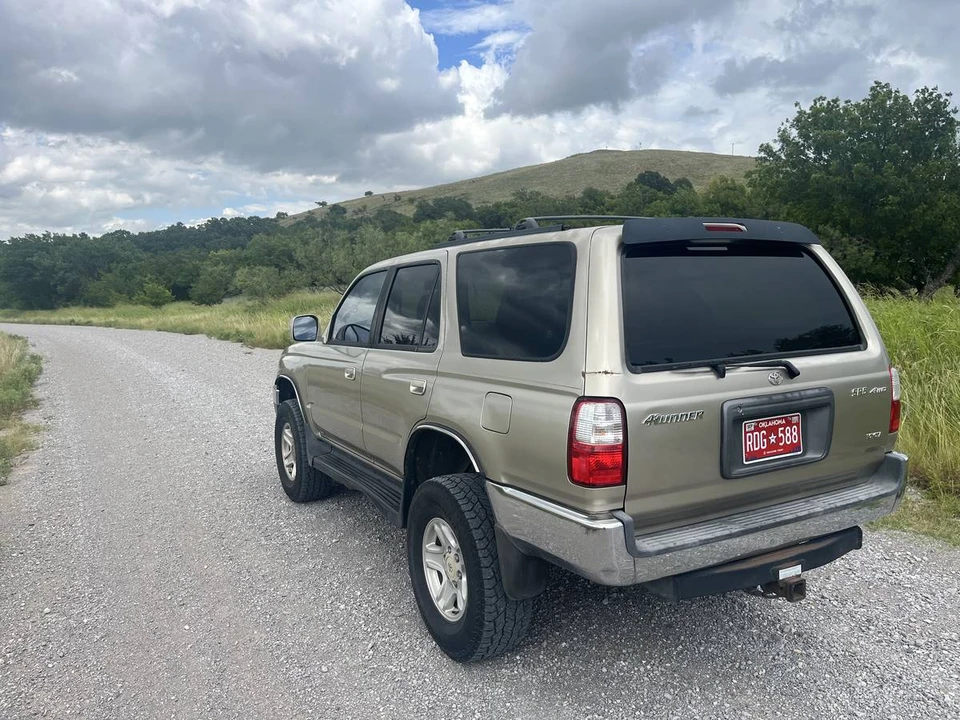 2001 Toyota 4Runner 3rd Gen - Image 3 of 21