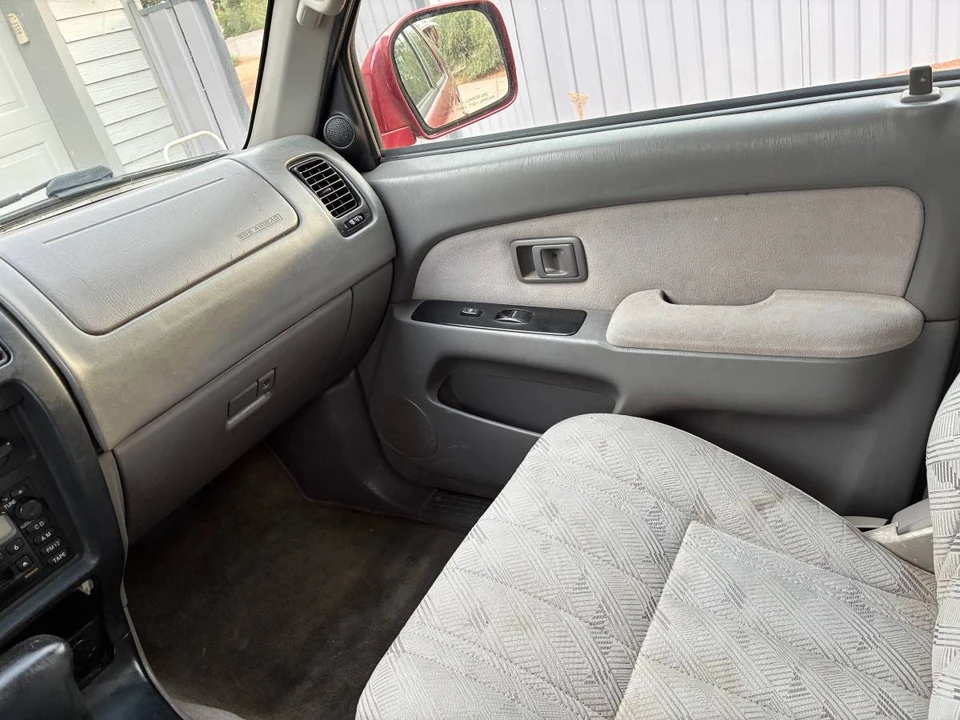 2001 Toyota 4Runner 3rd Gen - Image 16 of 17