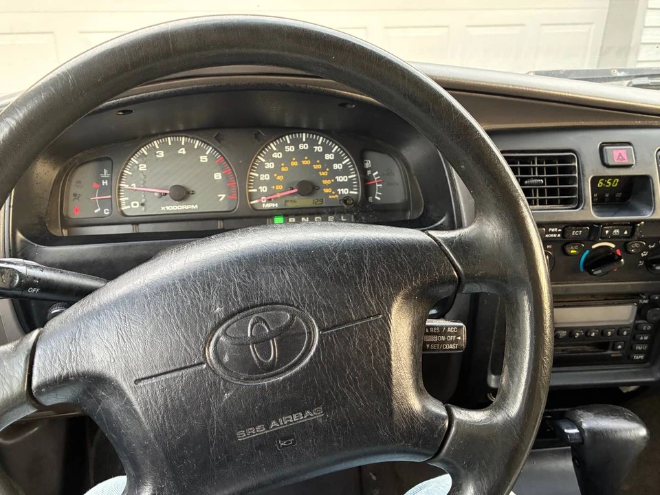 2001 Toyota 4Runner 3rd Gen - Image 14 of 17