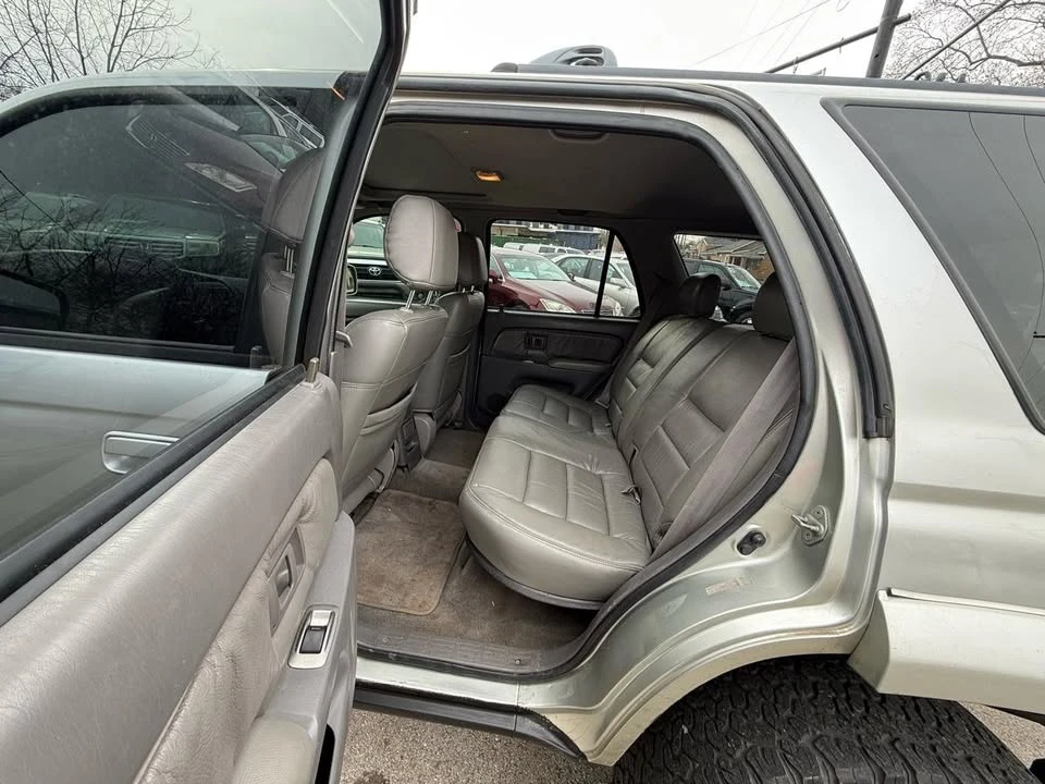 2001 Toyota 4Runner 3rd Gen - Image 12 of 17