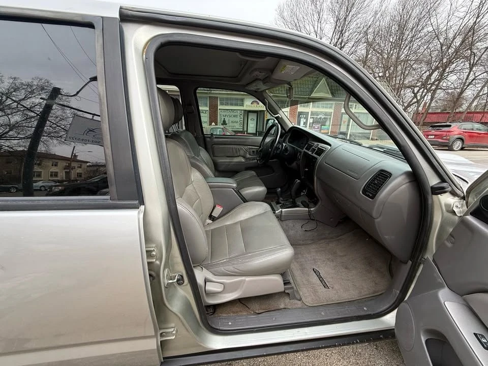 2001 Toyota 4Runner 3rd Gen - Image 16 of 17