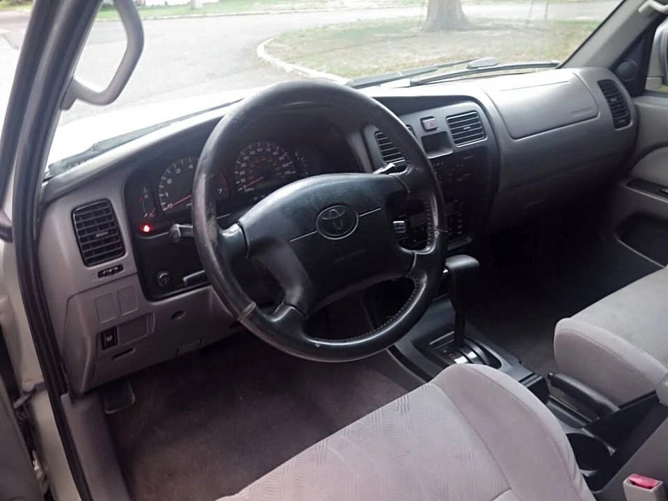 2001 Toyota 4Runner 3rd Gen - Image 8 of 20