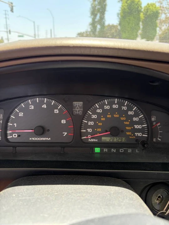 2001 Toyota 4Runner 3rd Gen - Image 10 of 16