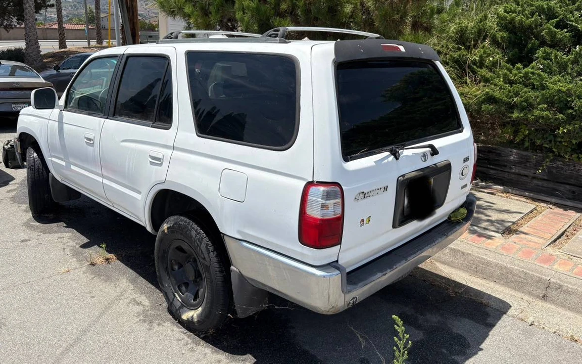 2001 Toyota 4Runner 3rd Gen - Image 4 of 5