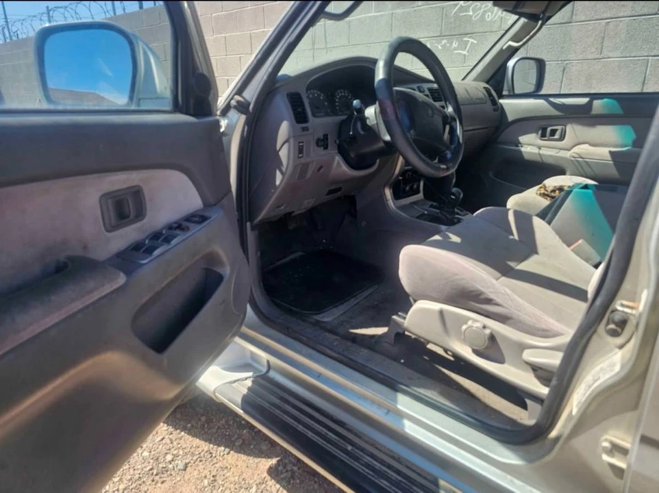 2001 Toyota 4Runner 3rd Gen - Image 4 of 9