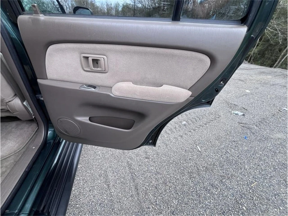 2001 Toyota 4Runner 3rd Gen - Image 26 of 31