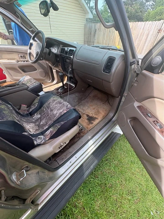 2001 Toyota 4Runner 3rd Gen - Image 8 of 12