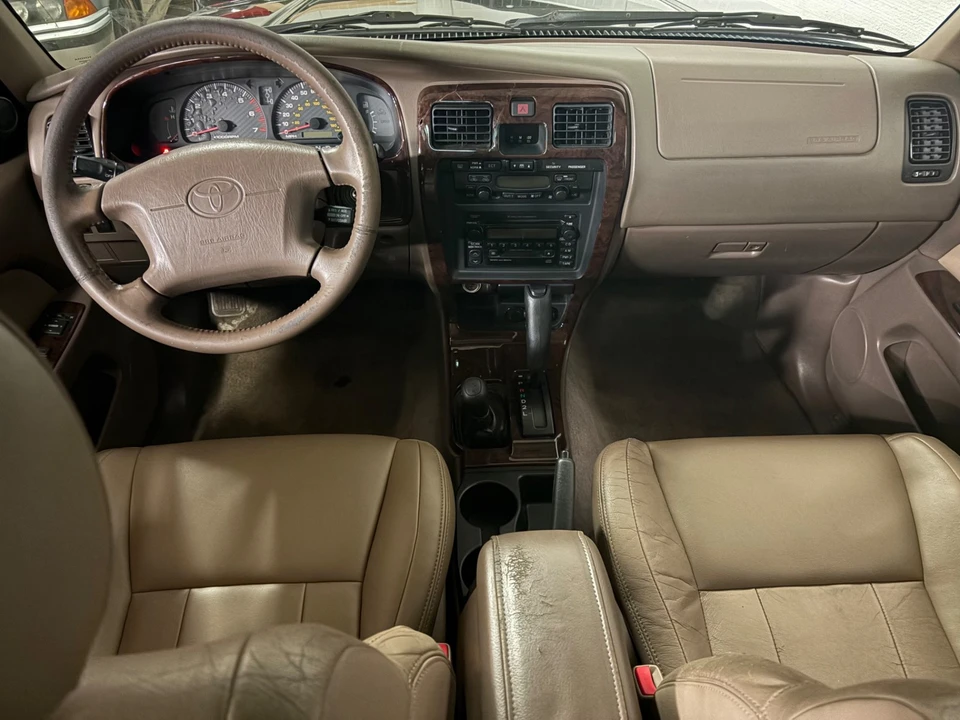 2001 Toyota 4Runner 3rd Gen - Image 16 of 21