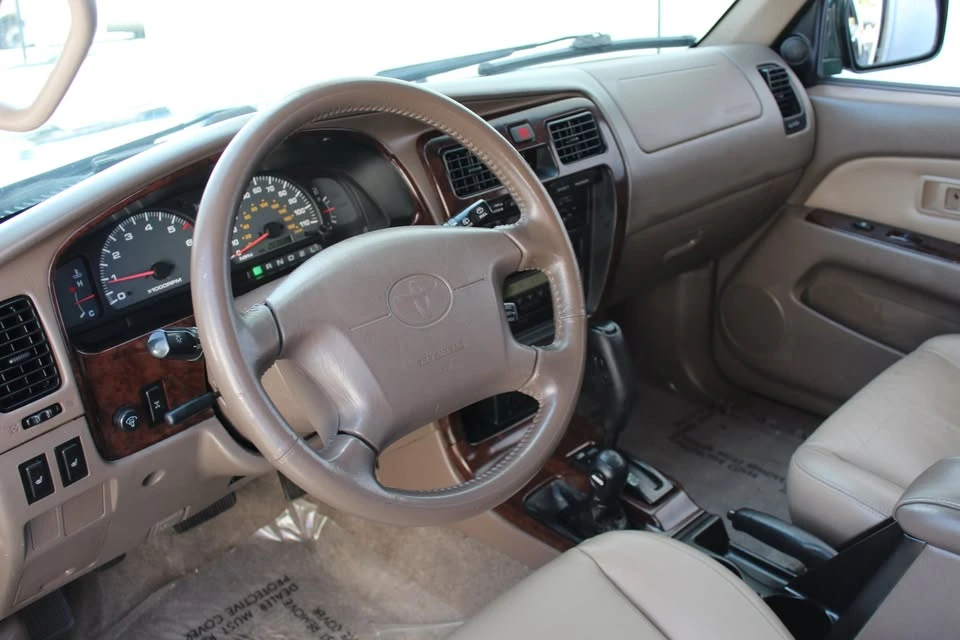 2001 Toyota 4Runner 3rd Gen - Image 10 of 20