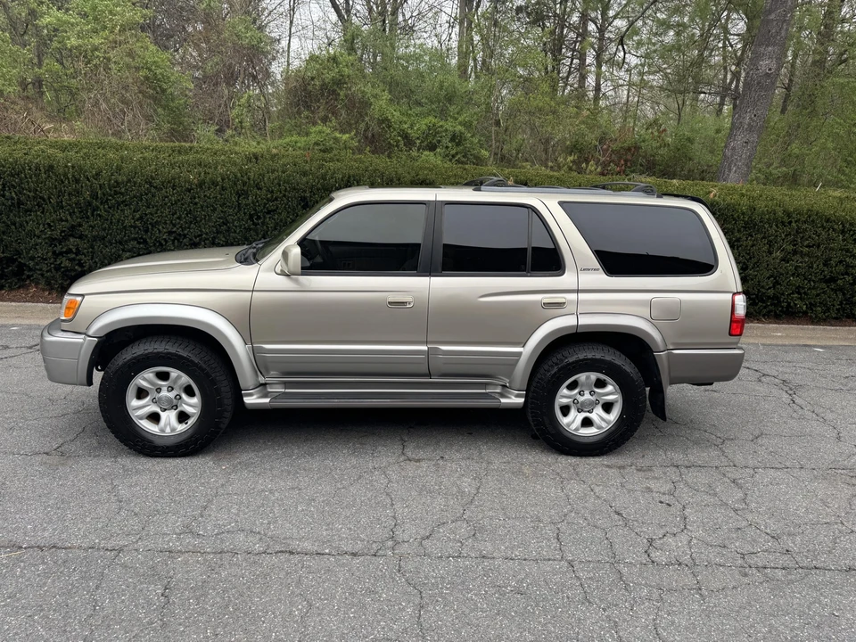 2001 Toyota 4Runner 3rd Gen - Image 14 of 21
