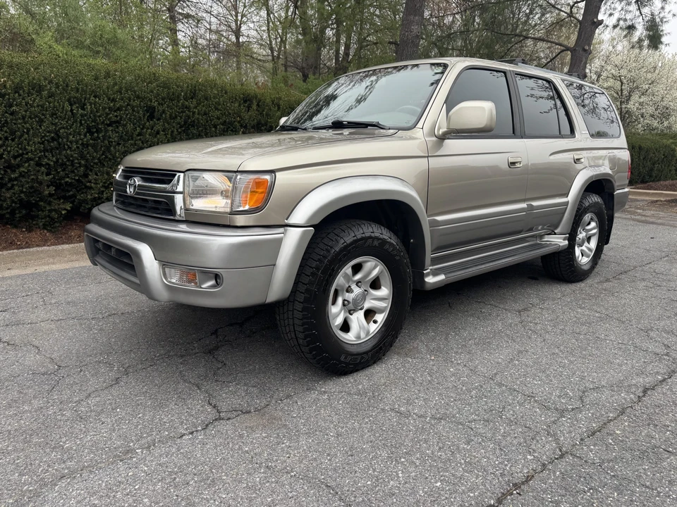 2001 Toyota 4Runner 3rd Gen - Image 11 of 21