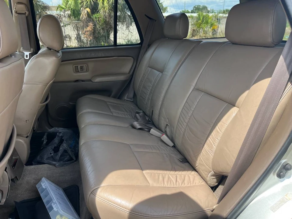 2001 Toyota 4Runner 3rd Gen - Image 11 of 14