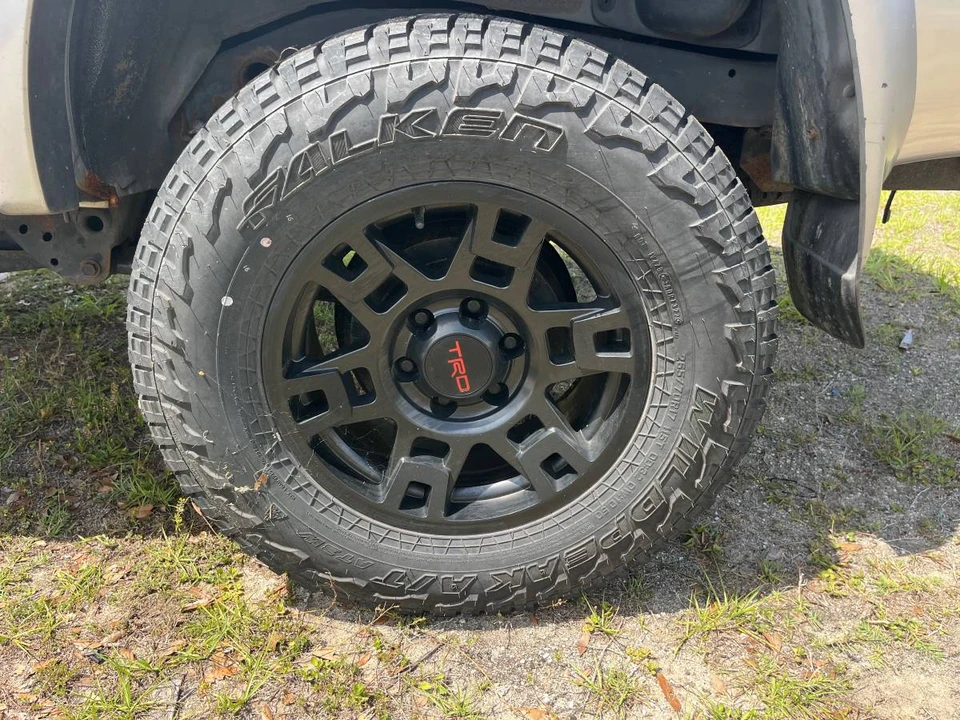 2001 Toyota 4Runner 3rd Gen - Image 9 of 14