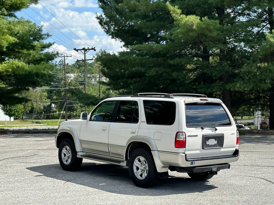 2001 Toyota 4Runner 3rd Gen - Image 10 of 31