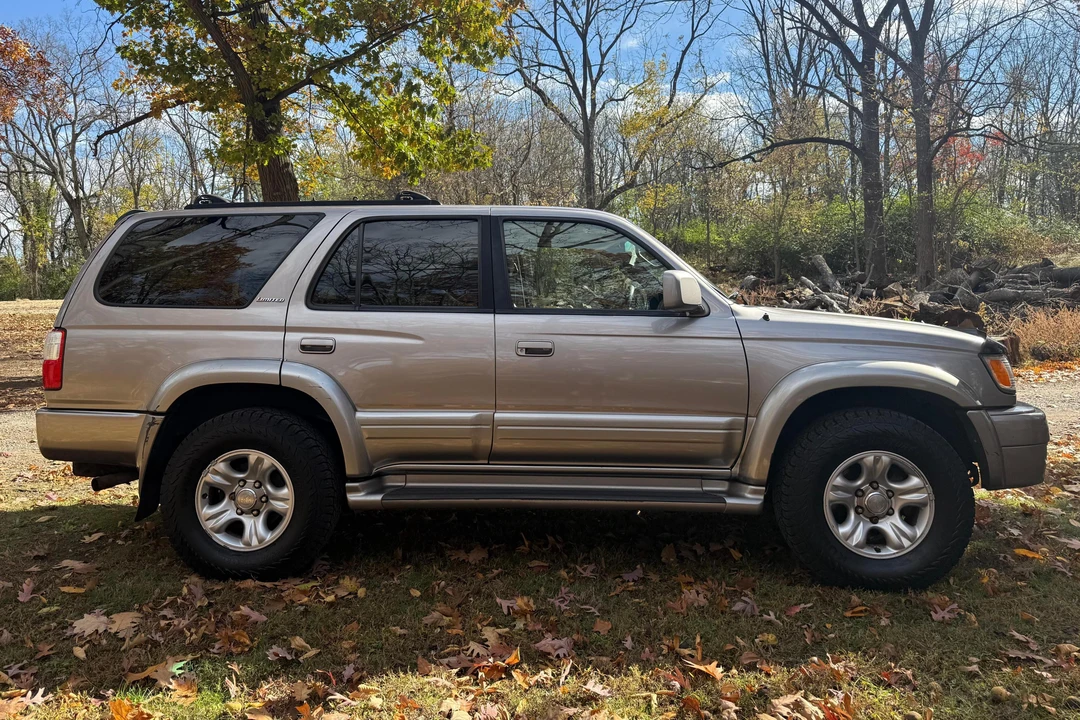 2001 Toyota 4Runner 3rd Gen - Image 3 of 31