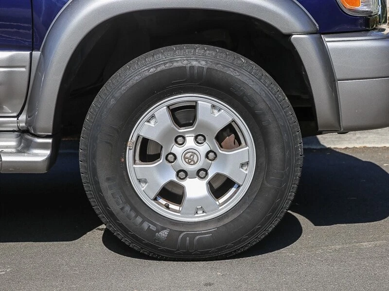 2001 Toyota 4Runner 3rd Gen - Image 12 of 21