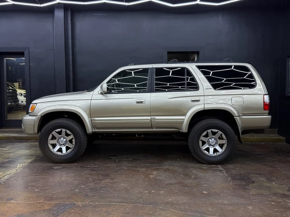2001 Toyota 4Runner 3rd Gen - Image 5 of 12