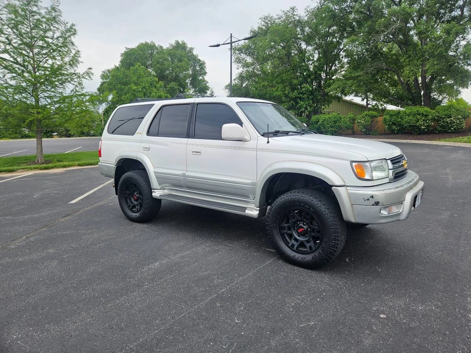 2001 Toyota 4Runner 3rd Gen - Image 7 of 23