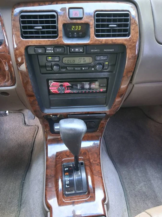 2001 Toyota 4Runner 3rd Gen - Image 7 of 16