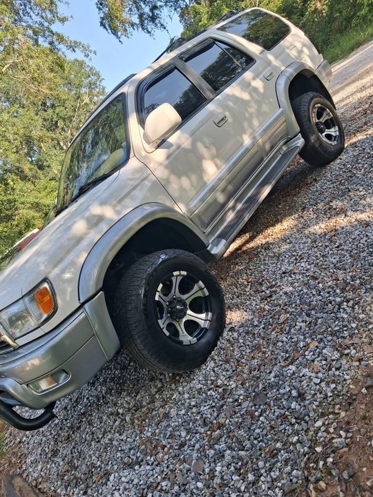 2001 Toyota 4Runner 3rd Gen - Image 5 of 16
