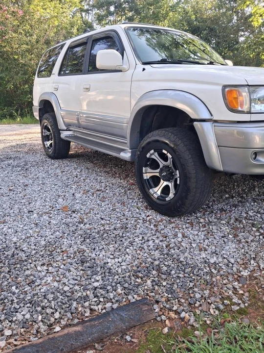 2001 Toyota 4Runner 3rd Gen - Image 2 of 16